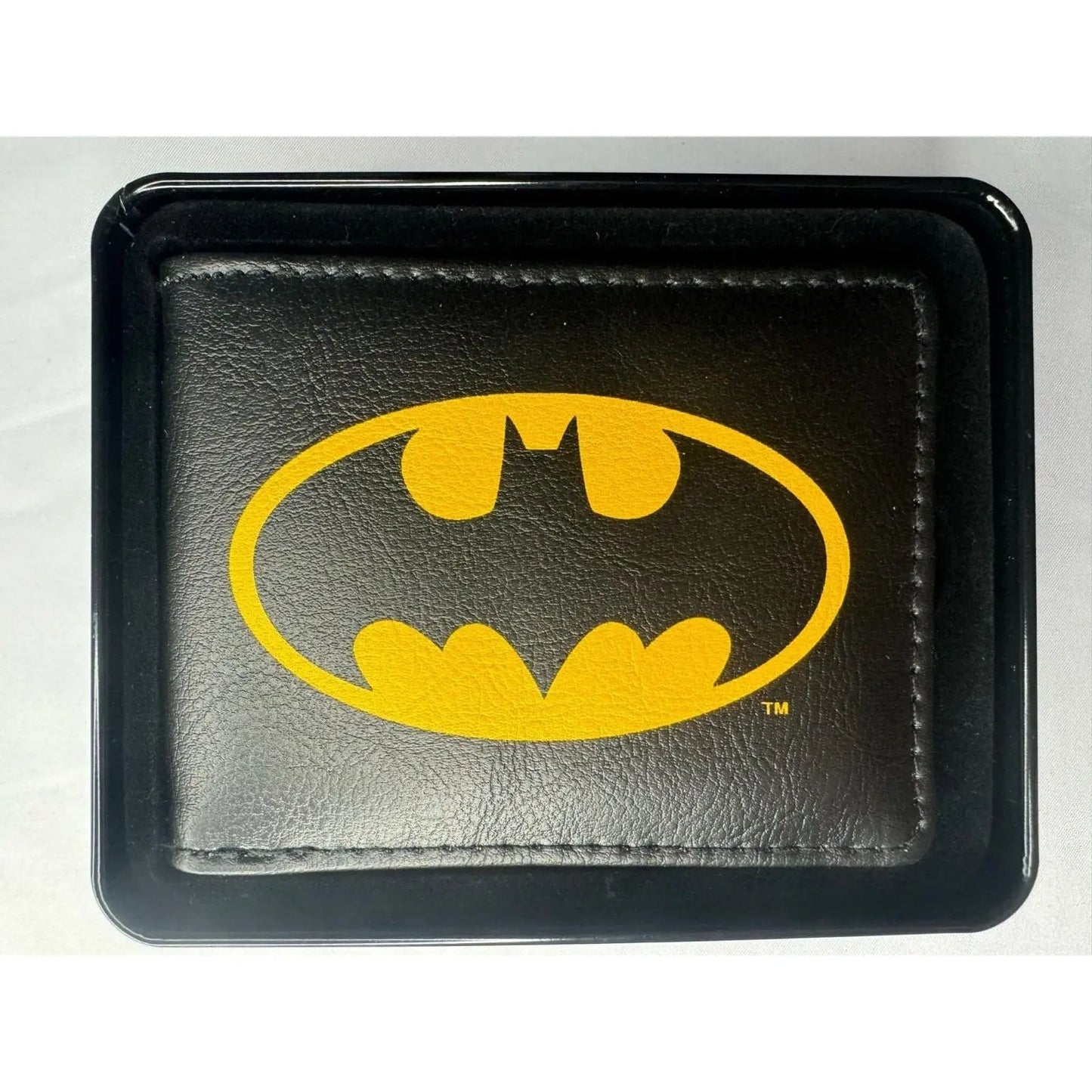 Buckle - Down Bi - fold Wallet - DC Batman NIB - MOD Shop LLC