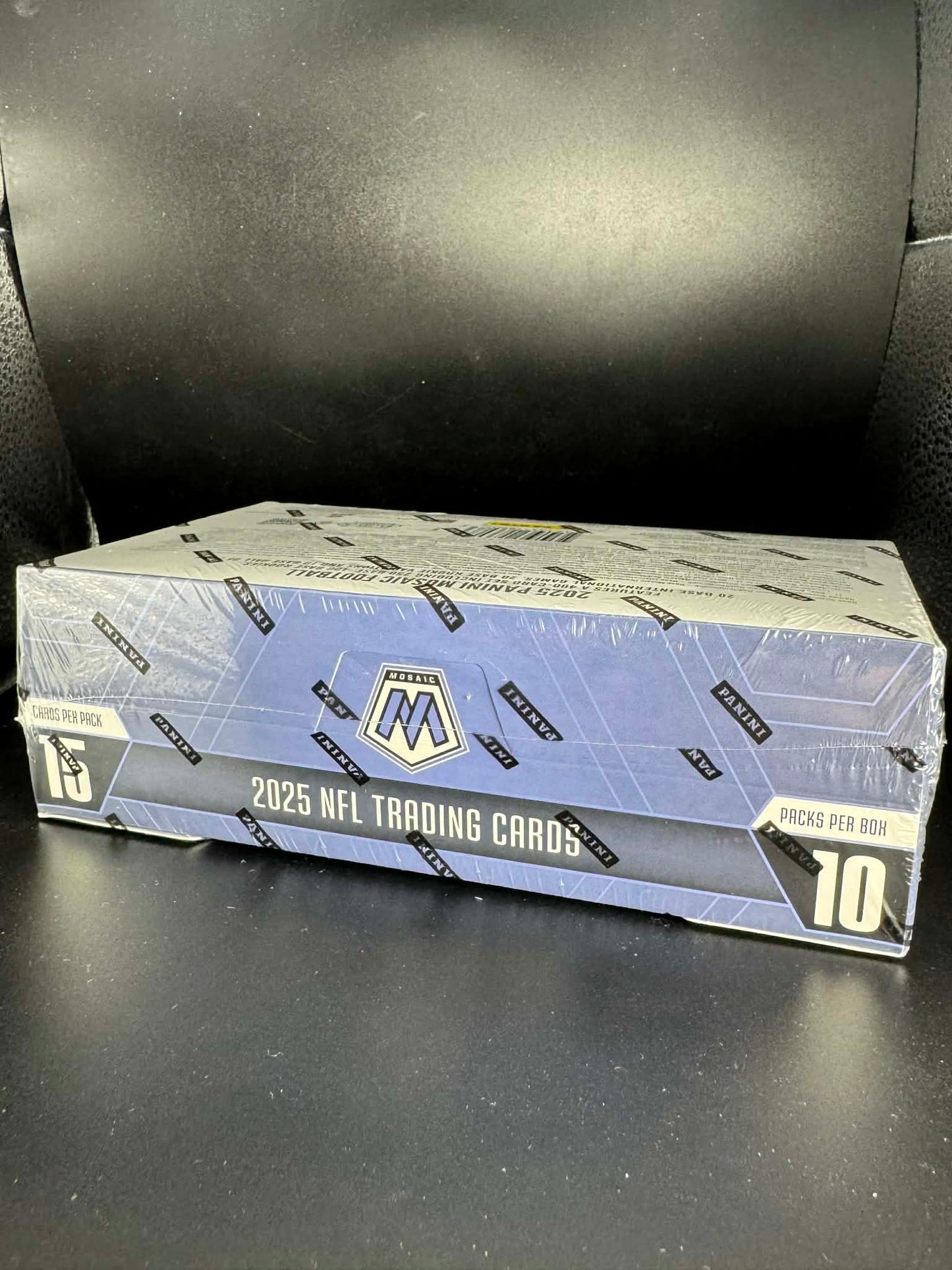 2025 Panini Mosaic Football Hobby Box