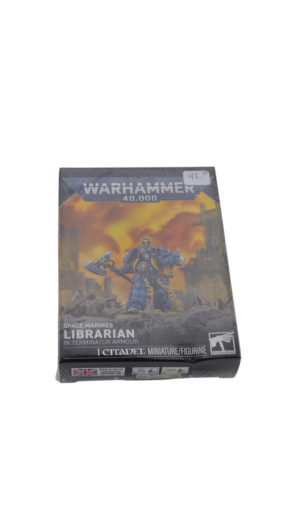 Space Marines Librarian in Terminator Armour (Warhammer 40,000)