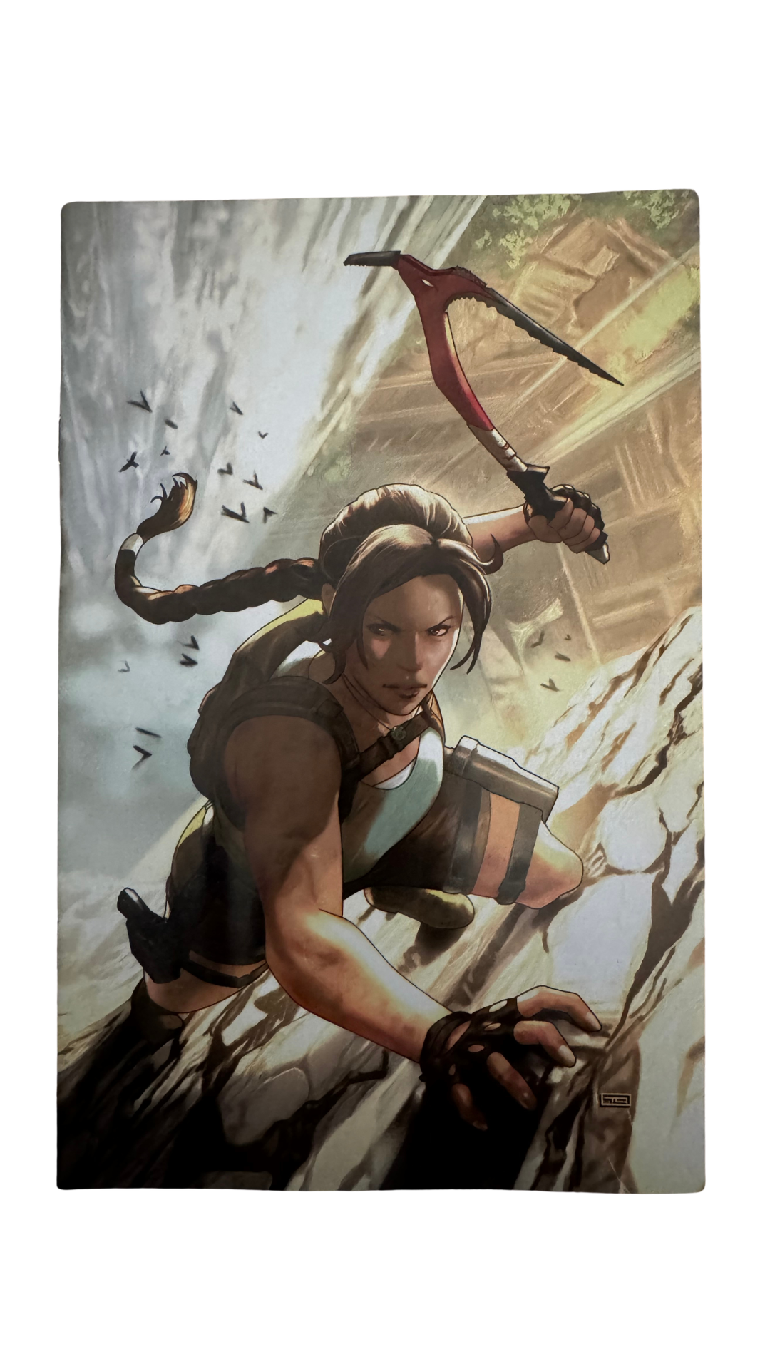 Tomb Raider Sacred Artifacts #1 Taurin Clarke Virgin Variant | 1 Per Store Dark Horse