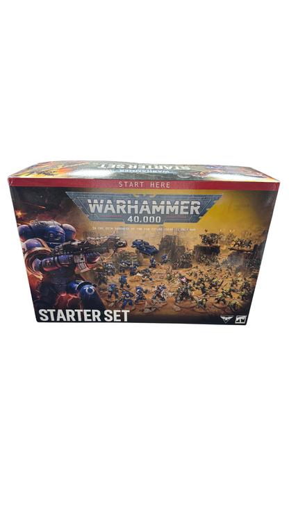 Warhammer 40,000 Starter Set 11th Edition | Space Marines vs Orks, 46 Miniatures + Terrain