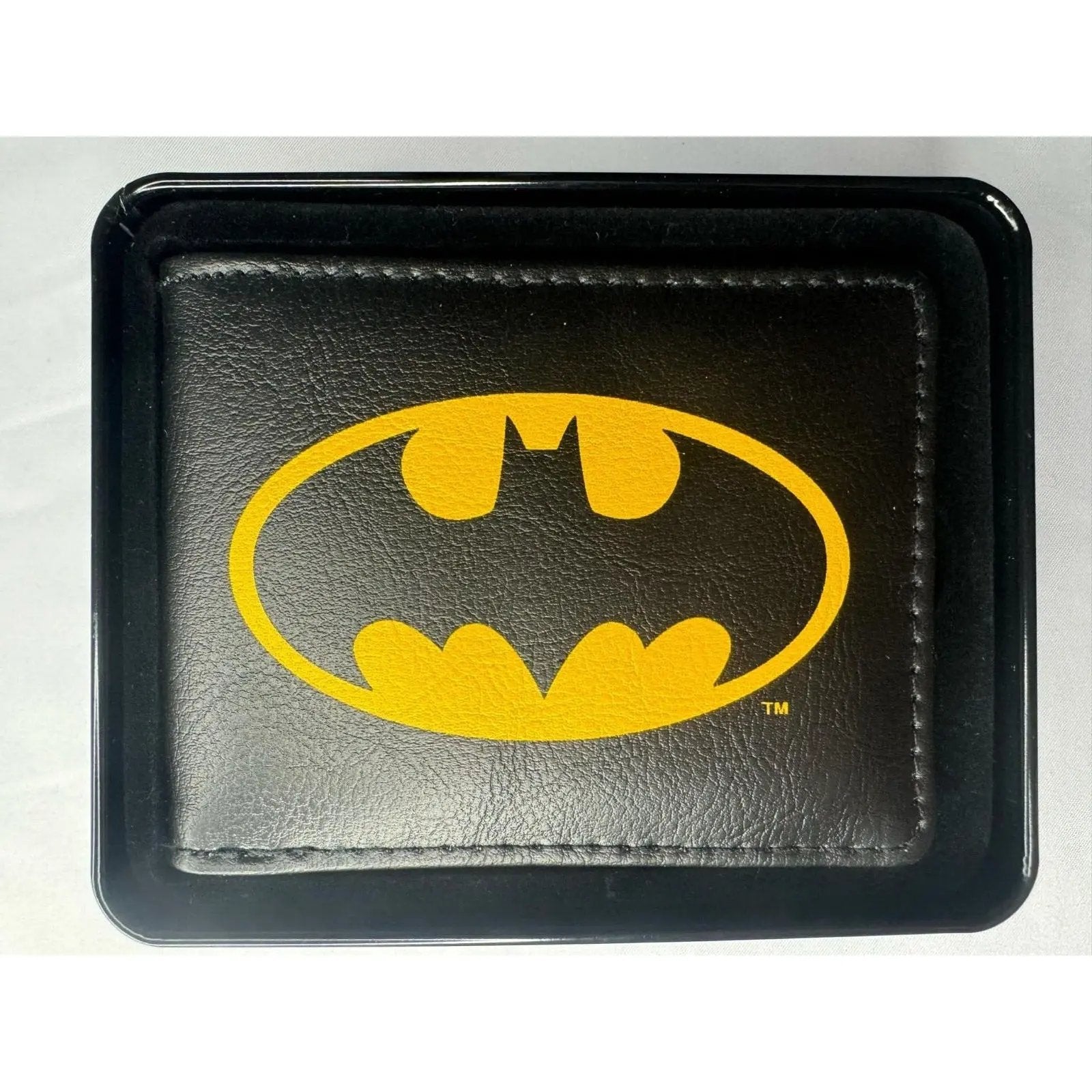 Buckle - Down Bi - fold Wallet - DC Batman NIB - MOD Shop LLC